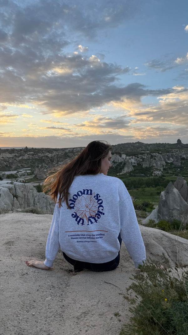 BLOOM SOCIETY CREWNECK