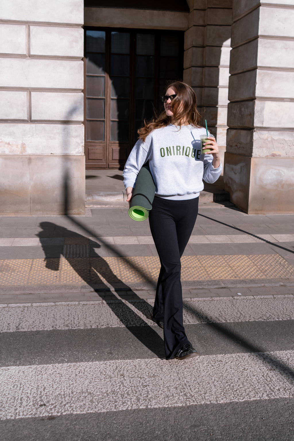 ONIRIQUE CREWNECK